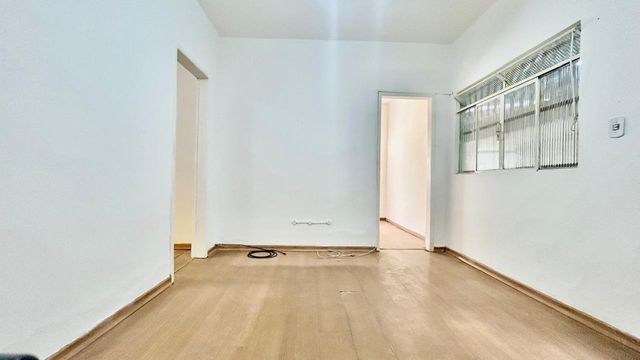 📸 DESCRIÇÃO PARA IMAGEM (Praedium):
Casa à venda com 3 quartos no São Benedito – R$ 215.000
📍 Rua São Lourenço, 292 – São Benedito – Juiz de Fora/MG
Souza e Albano Serviços Imobiliários
📞 (32) 99829-7059 | CNPJ: 53.373.878/0001-39

🔖 Hashtags:
#souzaealbanoservicosimobiliarios #imobiliariasouzaealbano #casaavenda #casasãobenedito #imoveljuizdefora