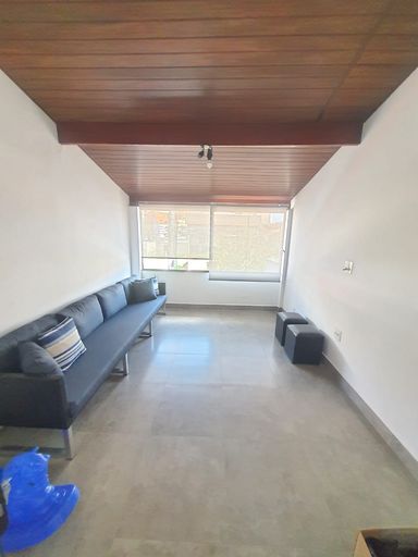 Casa totalmente mobiliada no SÃO PEDRO
4 quartos, sendo 1 suíte
4 vagas de garagem
Aceita financiamento bancário e permuta

📍 Imobiliária: Souza e Albano Serviços Imobiliários | CNPJ: 53.373.878/0001-39