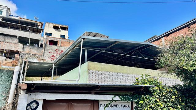 📸 DESCRIÇÃO PARA IMAGEM (Praedium):
Casa à venda com 3 quartos no São Benedito – R$ 215.000
📍 Rua São Lourenço, 292 – São Benedito – Juiz de Fora/MG
Souza e Albano Serviços Imobiliários
📞 (32) 99829-7059 | CNPJ: 53.373.878/0001-39

🔖 Hashtags:
#souzaealbanoservicosimobiliarios #imobiliariasouzaealbano #casaavenda #casasãobenedito #imoveljuizdefora