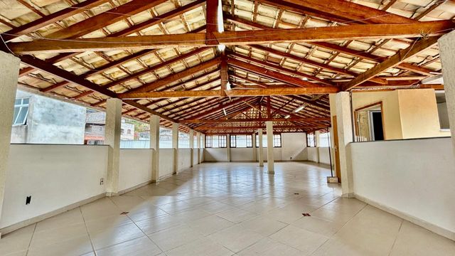 📸 DESCRIÇÃO PARA IMAGEM (inserir nas fotos do imóvel na plataforma Praedium):
Casa à venda com 5 quartos no Bandeirantes – R$ 580.000
📍 Rua Pio Antônio da Silva, 30 – Bandeirantes – Juiz de Fora/MG
Souza e Albano Serviços Imobiliários
📞 (32) 99829-7059 | CNPJ: 53.373.878/0001-39

🔖 Hashtags:

#souzaealbanoservicosimobiliarios #imobiliariasouzaealbano #casaavenda #bandeirantesjuizdefora #casaemjuizdefora