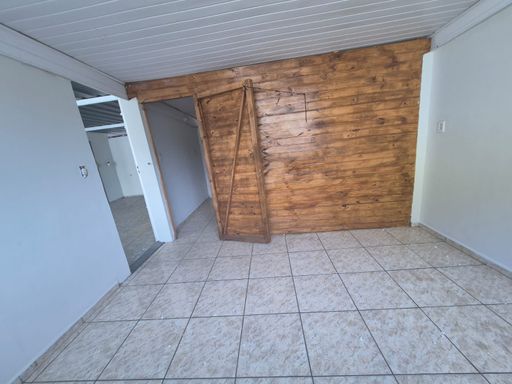 Casa à venda com 2 quartos no Bairro Ipiranga
📍 Rua Raul Corrêa Castro, 166 – Ipiranga – Juiz de Fora/MG
Souza e Albano Serviços Imobiliários
📞 (32) 99829-7059 | CNPJ: 53.373.878/0001-39