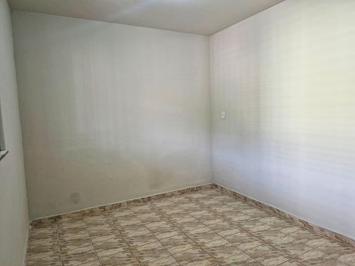 Casa à venda com 2 quartos no Bairro Ipiranga
📍 Rua Raul Corrêa Castro, 166 – Ipiranga – Juiz de Fora/MG
Souza e Albano Serviços Imobiliários
📞 (32) 99829-7059 | CNPJ: 53.373.878/0001-39