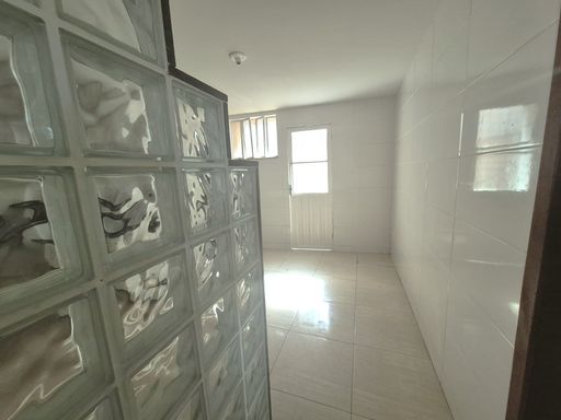 Casa à venda com 2 quartos no Bairro Ipiranga
📍 Rua Raul Corrêa Castro, 166 – Ipiranga – Juiz de Fora/MG
Souza e Albano Serviços Imobiliários
📞 (32) 99829-7059 | CNPJ: 53.373.878/0001-39
