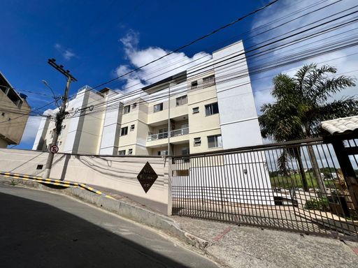 DESCRIÇÃO PARA IMAGEM (Praedium)

Apartamento à venda com 2 quartos no São Pedro – R$ 250.000
📍 Rua Zélia Maria Valentim – São Pedro – Juiz de Fora/MG
Souza e Albano Serviços Imobiliários
📞 (32) 99829-7059 | CNPJ: 53.373.878/0001-39