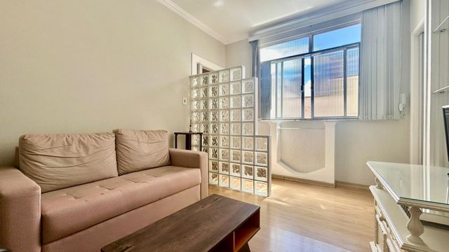 Apartamento à venda com 2 quartos no Santa Helena – R$ 320.000
📍 Rua Tiradentes, 360 – Apto 204 – Santa Helena – Juiz de Fora/MG
Souza e Albano Serviços Imobiliários
📞 (32) 99829-7059 | CNPJ: 53.373.878/0001-39