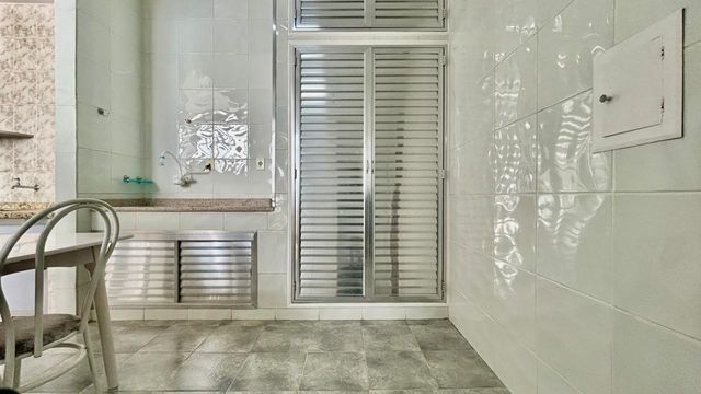 Apartamento à venda com 2 quartos no Santa Helena – R$ 320.000
📍 Rua Tiradentes, 360 – Apto 204 – Santa Helena – Juiz de Fora/MG
Souza e Albano Serviços Imobiliários
📞 (32) 99829-7059 | CNPJ: 53.373.878/0001-39