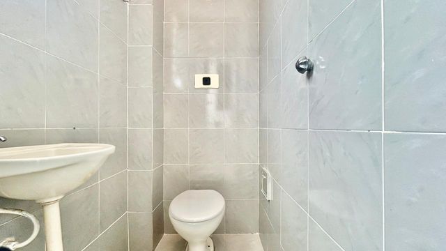 Apartamento à venda com 2 quartos no Santa Helena – R$ 320.000
📍 Rua Tiradentes, 360 – Apto 204 – Santa Helena – Juiz de Fora/MG
Souza e Albano Serviços Imobiliários
📞 (32) 99829-7059 | CNPJ: 53.373.878/0001-39