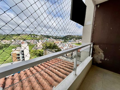 DESCRIÇÃO PARA IMAGEM (Praedium)

Apartamento à venda com 2 quartos no São Pedro – R$ 250.000
📍 Rua Zélia Maria Valentim – São Pedro – Juiz de Fora/MG
Souza e Albano Serviços Imobiliários
📞 (32) 99829-7059 | CNPJ: 53.373.878/0001-39