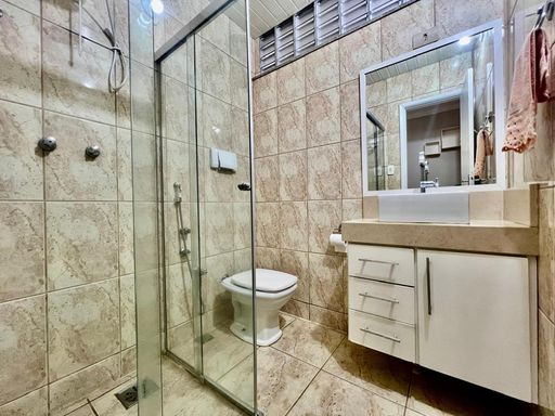 DESCRIÇÃO PARA IMAGEM (inserir nas fotos do anúncio na plataforma Praedium):
Apartamento à venda com 3 quartos e 3 vagas em São Mateus – R$ 550.000
📍 Avenida Presidente Itamar Franco, 1580 – São Mateus – Juiz de Fora/MG
Souza e Albano Serviços Imobiliários
📞 (32) 99829-7059 | CNPJ: 53.373.878/0001-39

🔖 Hashtags:

#souzaealbanoservicosimobiliarios #imobiliariasouzaealbano #apartamentoavenda #saomateusjf #imoveisjuizdefora