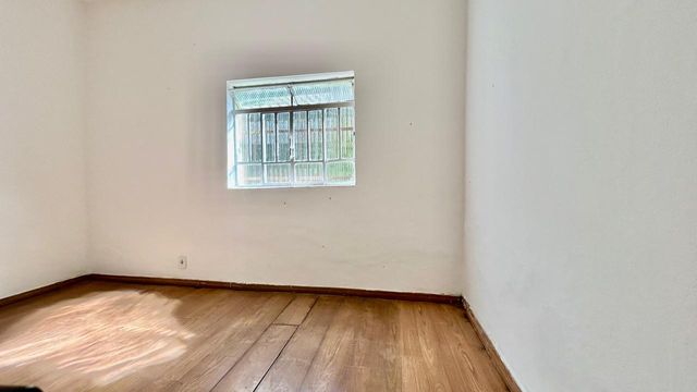 📸 DESCRIÇÃO PARA IMAGEM (Praedium):
Casa à venda com 3 quartos no São Benedito – R$ 215.000
📍 Rua São Lourenço, 292 – São Benedito – Juiz de Fora/MG
Souza e Albano Serviços Imobiliários
📞 (32) 99829-7059 | CNPJ: 53.373.878/0001-39

🔖 Hashtags:
#souzaealbanoservicosimobiliarios #imobiliariasouzaealbano #casaavenda #casasãobenedito #imoveljuizdefora