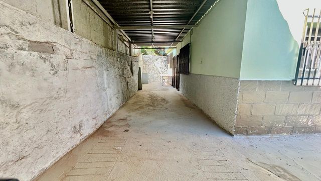📸 DESCRIÇÃO PARA IMAGEM (Praedium):
Casa à venda com 3 quartos no São Benedito – R$ 215.000
📍 Rua São Lourenço, 292 – São Benedito – Juiz de Fora/MG
Souza e Albano Serviços Imobiliários
📞 (32) 99829-7059 | CNPJ: 53.373.878/0001-39

🔖 Hashtags:
#souzaealbanoservicosimobiliarios #imobiliariasouzaealbano #casaavenda #casasãobenedito #imoveljuizdefora