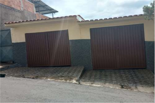 Casa à venda com 3 quartos (2 suítes), área gourmet e piscina no Progresso – Juiz de Fora/MG – R$ 420.000
