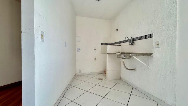 📸 DESCRIÇÃO PARA IMAGEM (Praedium):
Apartamento à venda com 2 quartos e terraço no Manoel Honório – R$ 185.000
📍 Rua João Lourenço, 40 – Manoel Honório – Juiz de Fora/MG
Souza e Albano Serviços Imobiliários
📞 (32) 99829-7059 | CNPJ: 53.373.878/0001-39

Hashtags:
#souzaealbanoservicosimobiliarios #imobiliariasouzaealbano #apartamentoavenda #manoelhonorio #imoveljuizdefora