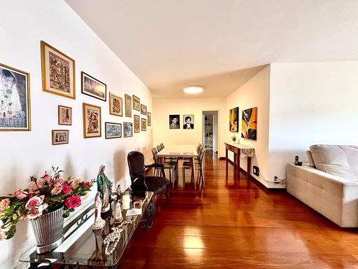 Apartamento à venda com 3 quartos (1 suíte) no São Mateus – R$ 895.000,00
📍 Rua São Mateus – São Mateus – Juiz de Fora/MG
Souza e Albano Serviços Imobiliários
📞 (32) 99829-7059 | CNPJ: 53.373.878/0001-39