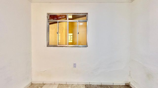 📸 DESCRIÇÃO PARA IMAGEM (inserir nas fotos do imóvel na plataforma Praedium)

Casa à venda com 3 quartos na Vila Furtado de Menezes – R$ 199.000
📍 Rua Azevedo Neto, 68 – Vila Furtado de Menezes – Juiz de Fora/MG
Souza e Albano Serviços Imobiliários
📞 (32) 99829-7059 | CNPJ: 53.373.878/0001-39

🔖 Hashtags

#souzaealbanoservicosimobiliarios
#imobiliariasouzaealbano
#casaavenda
#casajuizdefora
#vilafurtadodemenezes