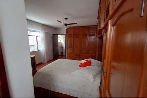 Casa à venda com 3 quartos (2 suítes), área gourmet e piscina no Progresso – Juiz de Fora/MG – R$ 420.000