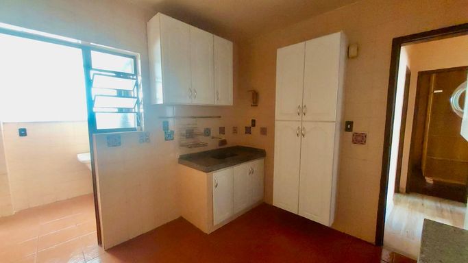 Apartamento à venda com 2 quartos no Centro – R$ 420.000
📍 Rua Santo Antônio, 979/707 – Centro – Juiz de Fora/MG
Souza e Albano Serviços Imobiliários
📞 (32) 99829-7059 | CNPJ: 53.373.878/0001-39