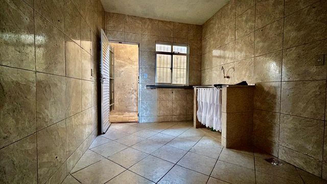 📸 DESCRIÇÃO PARA IMAGEM (inserir nas fotos do imóvel na plataforma Praedium):
Apartamento Garden à venda com 2 quartos no Vivendas da Serra – R$ 350.000
📍 Rua Domingos Tavares de Souza, 244 – Ap 102 – Vivendas da Serra – Juiz de Fora/MG
Souza e Albano Serviços Imobiliários
📞 (32) 99829-7059 | CNPJ: 53.373.878/0001-39