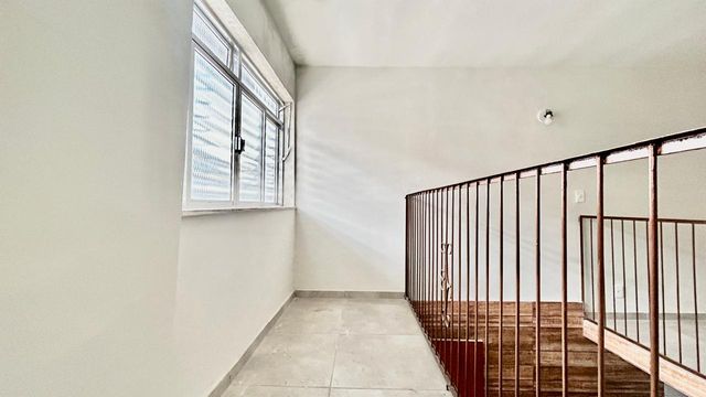 📸 DESCRIÇÃO PARA IMAGEM (Praedium – inserir nas fotos do imóvel)

Loft à venda com 32m² no Santos Anjos – R$ 70.000
📍 Rua Augusto Olímpio Pascini, 11 – Térreo – Santos Anjos – Juiz de Fora/MG
Souza e Albano Serviços Imobiliários
📞 (32) 99829-7059 | CNPJ: 53.373.878/0001-39

🔎 Hashtags

#souzaealbanoservicosimobiliarios
#imobiliariasouzaealbano
#loftavenda
#santosanjos