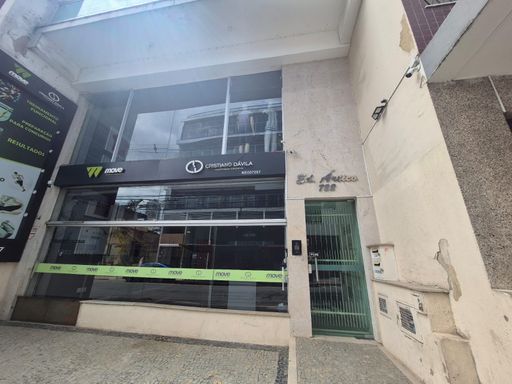 Apartamento à venda com 1 quarto – Passos – R$ 220.000
📍 Rua Moraes e Castro – Passos – Juiz de Fora/MG
Souza e Albano Serviços Imobiliários
CNPJ: 53.373.878/0001-39