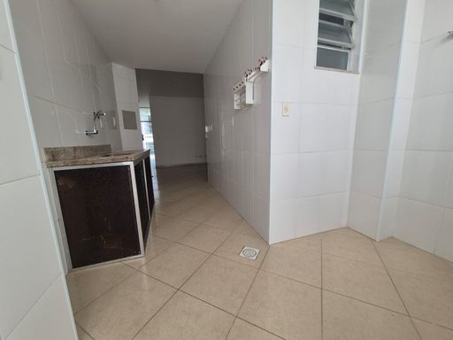 Apartamento à venda com 1 quarto – Passos – R$ 220.000
📍 Rua Moraes e Castro – Passos – Juiz de Fora/MG
Souza e Albano Serviços Imobiliários
CNPJ: 53.373.878/0001-39