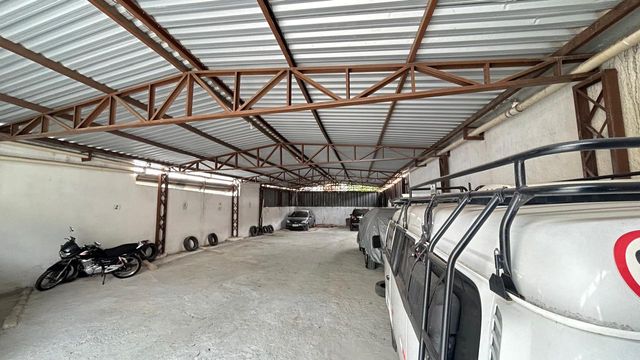 📸 DESCRIÇÃO PARA IMAGEM (inserir nas fotos do imóvel na plataforma Praedium):
Galpão comercial à venda com 222 m² no Democrata – R$ 340.000
📍 Rua Viçosa, 320 – Democrata – Juiz de Fora/MG
Souza e Albano Serviços Imobiliários
📞 (32) 99829-7059 | CNPJ: 53.373.878/0001-39

Hashtags:
#souzaealbanoservicosimobiliarios #imobiliariasouzaealbano #galpaoavenda #galpaocomercial #democratajuizdefora