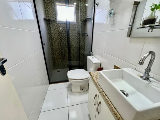DESCRIÇÃO PARA IMAGEM (Praedium)

Apartamento à venda com 2 quartos no São Pedro – R$ 250.000
📍 Rua Zélia Maria Valentim – São Pedro – Juiz de Fora/MG
Souza e Albano Serviços Imobiliários
📞 (32) 99829-7059 | CNPJ: 53.373.878/0001-39