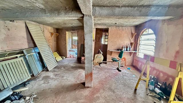 📸 DESCRIÇÃO PARA IMAGEM (inserir nas fotos do imóvel na plataforma Praedium)

Casa à venda com 3 quartos na Vila Furtado de Menezes – R$ 199.000
📍 Rua Azevedo Neto, 68 – Vila Furtado de Menezes – Juiz de Fora/MG
Souza e Albano Serviços Imobiliários
📞 (32) 99829-7059 | CNPJ: 53.373.878/0001-39

🔖 Hashtags

#souzaealbanoservicosimobiliarios
#imobiliariasouzaealbano
#casaavenda
#casajuizdefora
#vilafurtadodemenezes