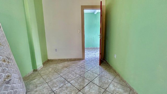 📸 DESCRIÇÃO PARA IMAGEM (inserir nas fotos do imóvel na plataforma Praedium)

Casa à venda com 3 quartos na Vila Furtado de Menezes – R$ 199.000
📍 Rua Azevedo Neto, 68 – Vila Furtado de Menezes – Juiz de Fora/MG
Souza e Albano Serviços Imobiliários
📞 (32) 99829-7059 | CNPJ: 53.373.878/0001-39

🔖 Hashtags

#souzaealbanoservicosimobiliarios
#imobiliariasouzaealbano
#casaavenda
#casajuizdefora
#vilafurtadodemenezes