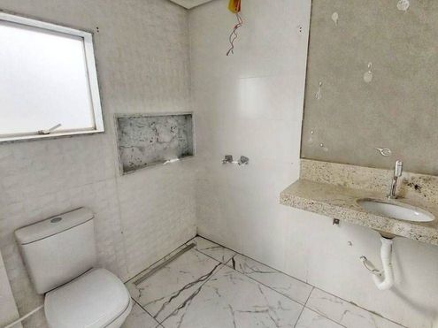 Apartamento à venda com 2 quartos no Centro – R$ 389.000
📍 Rua Espírito Santo, 922 – Centro – Juiz de Fora/MG
Souza e Albano Serviços Imobiliários
📞 (32) 99829-7059 | CNPJ: 53.373.878/0001-39