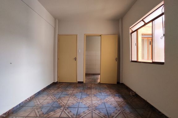 Apartamento para locação com 2 quartos no Bairro Progresso – R$ 880📍 Rua Américo Lobo, 2456 – Progresso – Juiz de Fora/MGSouza e Albano Serviços Imobiliários📞 (32) 99829-7059 | CNPJ: 53.373.878/0001-39

#souzaealbanoservicosimobiliarios #imobiliariasouzaealbano #apartamentoemjuizdefora #aluguelsemfiador #progressojf