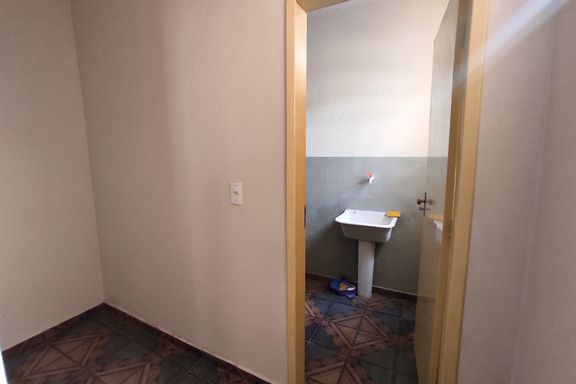 Apartamento para locação com 2 quartos no Bairro Progresso – R$ 880📍 Rua Américo Lobo, 2456 – Progresso – Juiz de Fora/MGSouza e Albano Serviços Imobiliários📞 (32) 99829-7059 | CNPJ: 53.373.878/0001-39

#souzaealbanoservicosimobiliarios #imobiliariasouzaealbano #apartamentoemjuizdefora #aluguelsemfiador #progressojf
