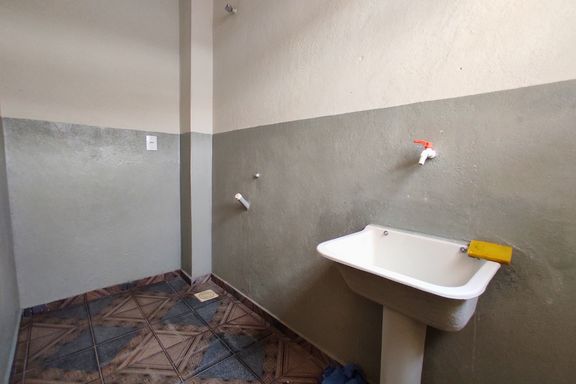 Apartamento para locação com 2 quartos no Bairro Progresso – R$ 880📍 Rua Américo Lobo, 2456 – Progresso – Juiz de Fora/MGSouza e Albano Serviços Imobiliários📞 (32) 99829-7059 | CNPJ: 53.373.878/0001-39

#souzaealbanoservicosimobiliarios #imobiliariasouzaealbano #apartamentoemjuizdefora #aluguelsemfiador #progressojf