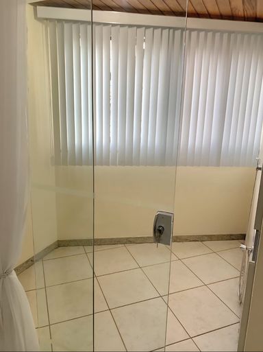 📸 DESCRIÇÃO PARA IMAGEM (inserir nas fotos do anúncio na plataforma Praedium):

Apartamento à venda com 4 quartos (2 suítes) no São Mateus – R$ 495.000
📍 Ladeira Alexandre Leonel, 45 – Apto 201 – São Mateus – Juiz de Fora/MG
Souza e Albano Serviços Imobiliários
📞 (32) 99829-7059 | CNPJ: 53.373.878/0001-39

🔖 Hashtags:

#souzaealbanoservicosimobiliarios #imobiliariasouzaealbano #apartamentoavenda #saomateusjuizdefora #apartamentojuizdefora