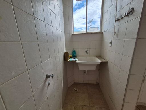 Apartamento para locação com 2 quartos – Cascatinha – R$ 1.100,00
📍 Av. Dr. Paulo Japiassu Coelho, 538 – Cascatinha – Juiz de Fora/MG
Souza e Albano Serviços Imobiliários
CNPJ: 53.373.878/0001-39