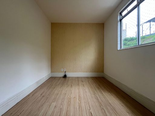 Apartamento à venda com 2 quartos no Costa Carvalho – R$ 190.000
📍 Rua Professor Ernesto Evangelista, 80, ap 301 – Costa Carvalho – Juiz de Fora/MG
Souza e Albano Serviços Imobiliários
📞 (32) 99829-7059 | CNPJ: 53.373.878/0001-39