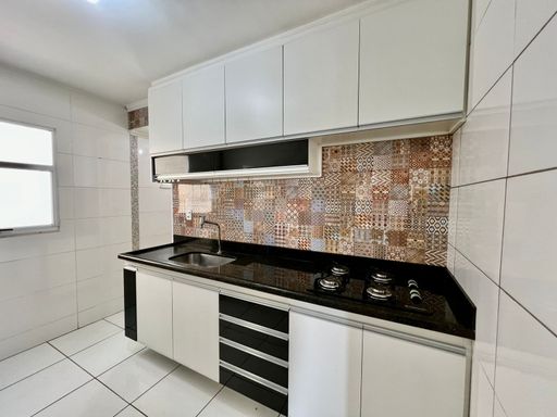 DESCRIÇÃO PARA IMAGEM (Praedium)

Apartamento à venda com 2 quartos no São Pedro – R$ 250.000
📍 Rua Zélia Maria Valentim – São Pedro – Juiz de Fora/MG
Souza e Albano Serviços Imobiliários
📞 (32) 99829-7059 | CNPJ: 53.373.878/0001-39