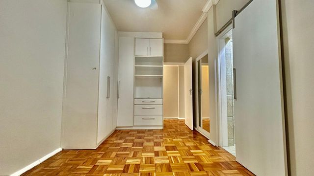 DESCRIÇÃO PARA IMAGEM (inserir nas fotos do anúncio na plataforma Praedium):
Apartamento à venda com 3 quartos e 3 vagas em São Mateus – R$ 550.000
📍 Avenida Presidente Itamar Franco, 1580 – São Mateus – Juiz de Fora/MG
Souza e Albano Serviços Imobiliários
📞 (32) 99829-7059 | CNPJ: 53.373.878/0001-39

🔖 Hashtags:

#souzaealbanoservicosimobiliarios #imobiliariasouzaealbano #apartamentoavenda #saomateusjf #imoveisjuizdefora