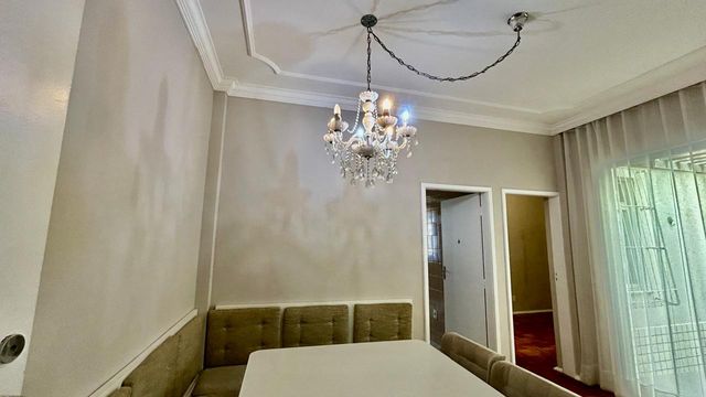 DESCRIÇÃO PARA IMAGEM (inserir nas fotos do anúncio na plataforma Praedium):
Apartamento à venda com 3 quartos e 3 vagas em São Mateus – R$ 550.000
📍 Avenida Presidente Itamar Franco, 1580 – São Mateus – Juiz de Fora/MG
Souza e Albano Serviços Imobiliários
📞 (32) 99829-7059 | CNPJ: 53.373.878/0001-39

🔖 Hashtags:

#souzaealbanoservicosimobiliarios #imobiliariasouzaealbano #apartamentoavenda #saomateusjf #imoveisjuizdefora