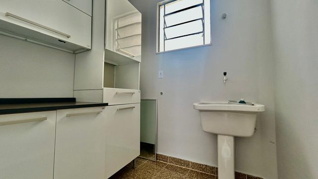 📸 DESCRIÇÃO PARA IMAGEM (Praedium):
Cobertura à venda com 3 quartos, suíte, 1 vaga – São Mateus – R$ 435.000
📍 Rua São Mateus, 111 – 4º andar – São Mateus – Juiz de Fora/MG
Souza e Albano Serviços Imobiliários
📞 (32) 99829-7059 | CNPJ: 53.373.878/0001-39

🔖 Hashtags

#souzaealbanoservicosimobiliarios #imobiliariasouzaealbano #coberturaavenda #saomateusjf #apartamentojuizdefora