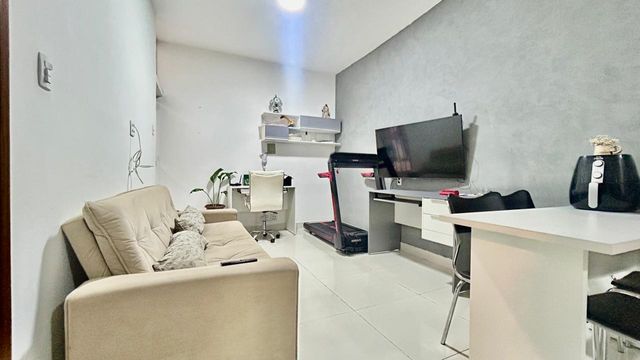 📸 DESCRIÇÃO PARA IMAGEM (Praedium):
Apartamento Garden à venda com 2 quartos no Centro – R$ 240.000
📍 Av. Barão do Rio Branco, 1804 – Centro – Juiz de Fora/MG
Souza e Albano Serviços Imobiliários
📞 (32) 99829-7059 | CNPJ: 53.373.878/0001-39

🏷️ Hashtags:
#souzaealbanoservicosimobiliarios #imobiliariasouzaealbano #apartamentoavenda #centrodejuizdefora #apartamentogarden