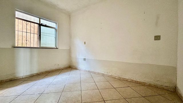 📸 DESCRIÇÃO PARA IMAGEM (inserir nas fotos do imóvel na plataforma Praedium):
Apartamento Garden à venda com 2 quartos no Vivendas da Serra – R$ 350.000
📍 Rua Domingos Tavares de Souza, 244 – Ap 102 – Vivendas da Serra – Juiz de Fora/MG
Souza e Albano Serviços Imobiliários
📞 (32) 99829-7059 | CNPJ: 53.373.878/0001-39