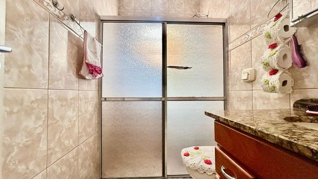 📸 DESCRIÇÃO PARA IMAGEM (inserir nas fotos do imóvel na plataforma Praedium):
Apartamento à venda com 3 quartos no Cascatinha – R$ 290.000
📍 Rua Antônio Altaf, 428 – Cascatinha – Juiz de Fora/MG
Souza e Albano Serviços Imobiliários
📞 (32) 99829-7059 | CNPJ: 53.373.878/0001-39

🔖 Hashtags:

#souzaealbanoservicosimobiliarios #imobiliariasouzaealbano #apartamentoavenda #cascatinha #juizdefora