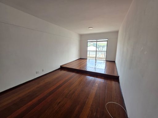 Apartamento para locação com 3 quartos no Centro
Vista para a Catedral | Andar alto | 118 m²

📍 Rua Carlota Malta, 31 – Apto 702 – Centro
Juiz de Fora/MG

Souza e Albano Serviços Imobiliários
📞 (32) 99829-7059 | CNPJ: 53.373.878/0001-39