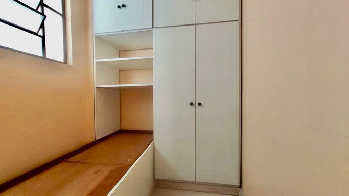 Apartamento à venda com 2 quartos no Centro – R$ 420.000
📍 Rua Santo Antônio, 979/707 – Centro – Juiz de Fora/MG
Souza e Albano Serviços Imobiliários
📞 (32) 99829-7059 | CNPJ: 53.373.878/0001-39