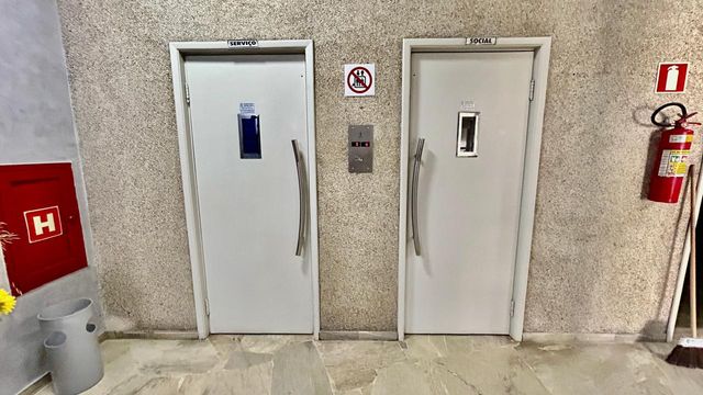 📸 DESCRIÇÃO PARA IMAGEM

(Inserir nas fotos do imóvel – Plataforma Praedium)

Apartamento à venda com 2 quartos no Centro – R$ 212.000
📍 Rua Santo Antônio, 637 – 6º andar – Centro – Juiz de Fora/MG
Souza e Albano Serviços Imobiliários
📞 (32) 99829-7059 | CNPJ: 53.373.878/0001-39

🔎 Hashtags

#souzaealbanoservicosimobiliarios
#imobiliariasouzaealbano
#apartamentoavenda
#centrodejuizdefora
#imoveisemjuizdefora