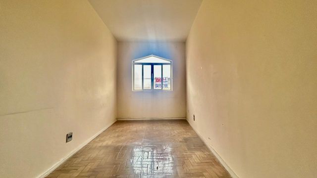 📸 DESCRIÇÃO PARA IMAGEM (Praedium):
Apartamento à venda com 2 quartos no Bairu – R$ 213.000
📍 Rua César Turati, 104 – 2º andar – Bairu – Juiz de Fora/MG
Souza e Albano Serviços Imobiliários
📞 (32) 99829-7059 | CNPJ: 53.373.878/0001-39

🔖 Hashtags:
#souzaealbanoservicosimobiliarios #imobiliariasouzaealbano #apartamentoavenda #bairujuizdefora #imovelemjuizdefora