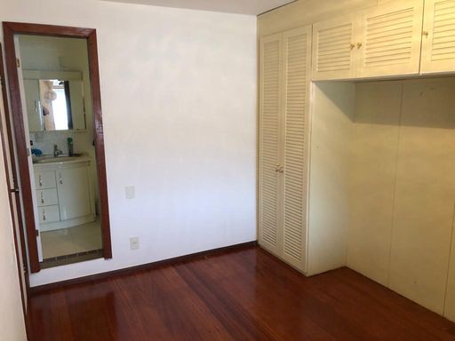 Cobertura à venda – 4 quartos – Centro – R$ 690.000
📍 Av. Rio Branco, 3.151 – Centro – Juiz de Fora/MG
Souza e Albano Serviços Imobiliários
📞 (32) 99829-7059 | CNPJ: 53.373.878/0001-39