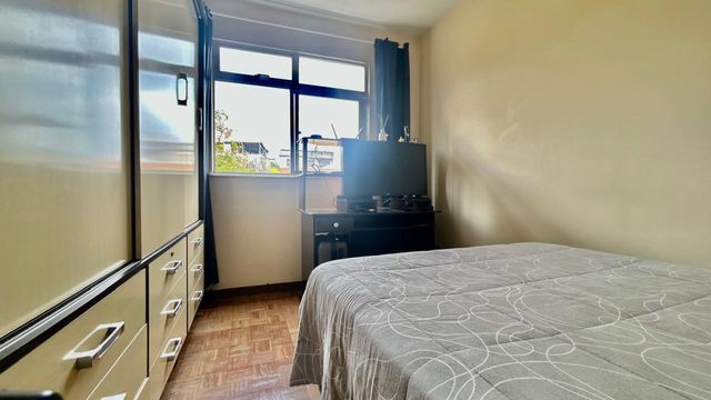 📸 DESCRIÇÃO PARA IMAGEM (inserir nas fotos do imóvel na plataforma Praedium):
Apartamento à venda com 3 quartos no Mundo Novo / Alto dos Passos – R$ 249.000
📍 Rua Nossa Senhora Auxiliadora, 75 – 4º andar – Mundo Novo / Alto dos Passos – Juiz de Fora/MG
Souza e Albano Serviços Imobiliários
📞 (32) 99829-7059 | CNPJ: 53.373.878/0001-39

Hashtags:
#souzaealbanoservicosimobiliarios #imobiliariasouzaealbano #apartamentoavenda #mundonovojuizdefora #altodospassos