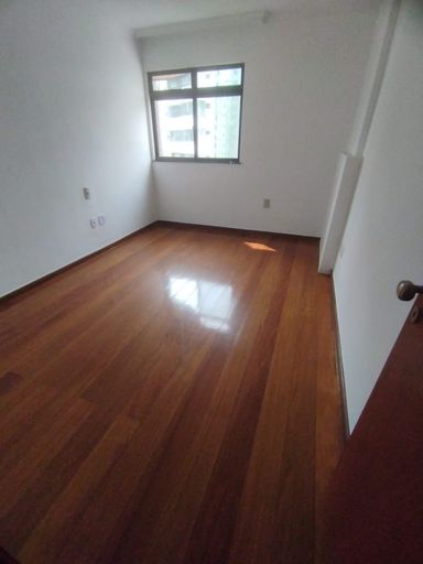 Apartamento à venda com 3 quartos no Centro – R$ 899.000
📍 Rua Dr. Antônio Carlos, 297 – Centro – Juiz de Fora/MG
Souza e Albano Serviços Imobiliários
📞 (32) 99829-7059 | CNPJ: 53.373.878/0001-39